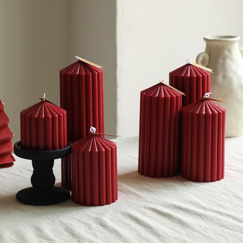 Vintage Wine Red Cylindrical Ins Aroma Candle, French Romantic Wedding Candle Household Candlestick Decoration