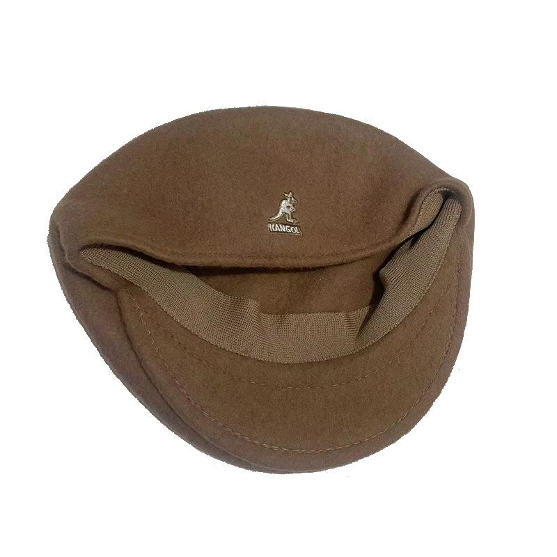 

Вовняний бере в корейському стилі з вишивкою кенгуру - Модний кепі Medium (56-58cm)