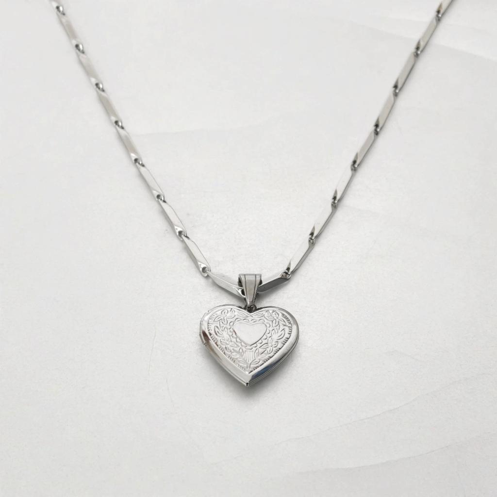 Romantic Heart Locket Pendants Female Gold Silver Color Stainless Steel Memorial Necklace For Women Jewelry Valentine Gift