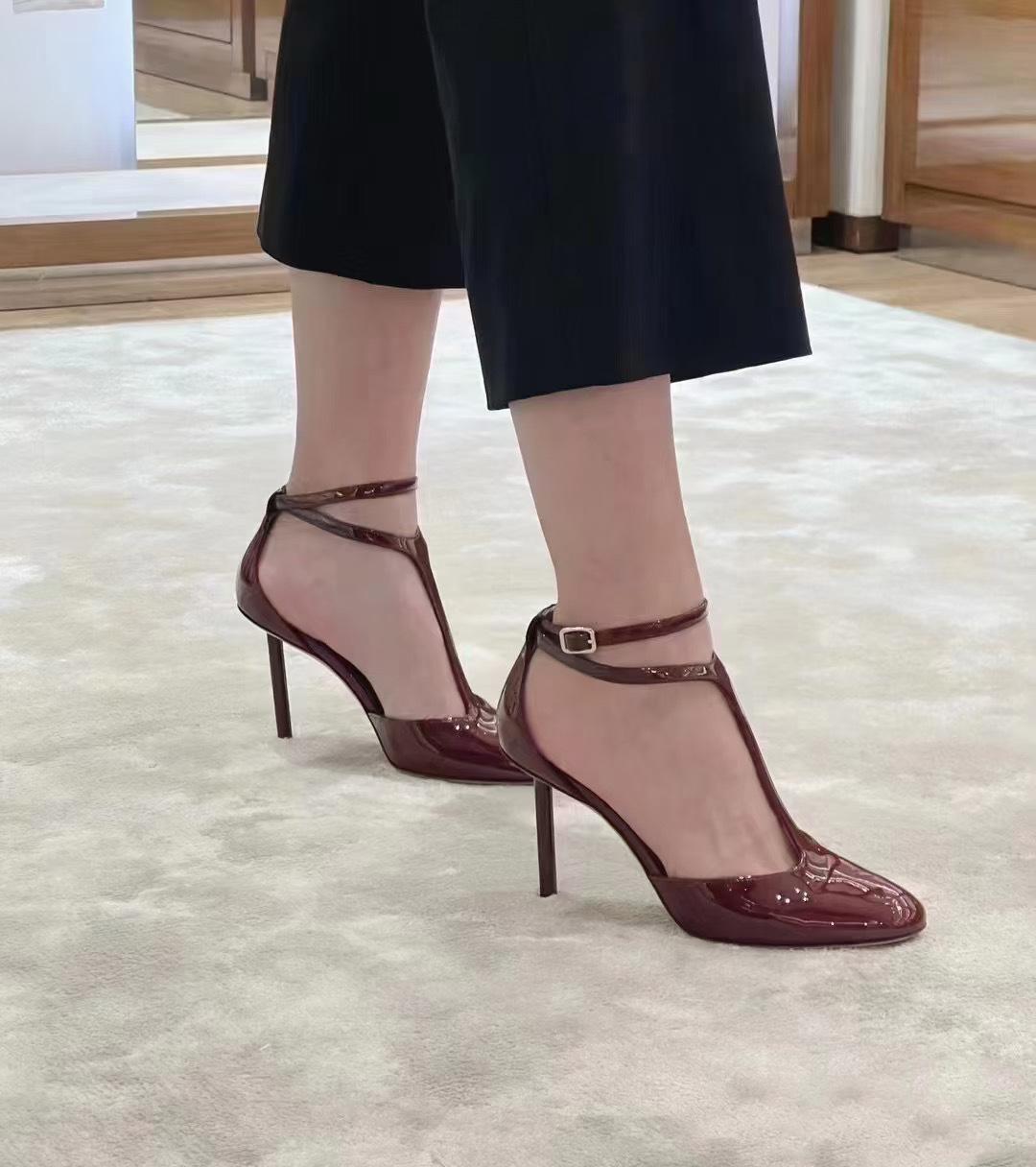 

Fira, The Same Hollow One-Word Strap Single Shoes, Patent Leather Round Head High Heels, Women S Fine Heel Non-Slip 34
