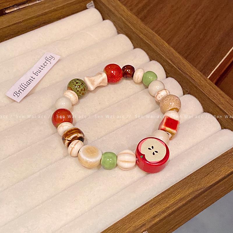 "Elegant Women's Pearl, Obsidian, and Crystal Bracelet - Chinese Ancient Style"