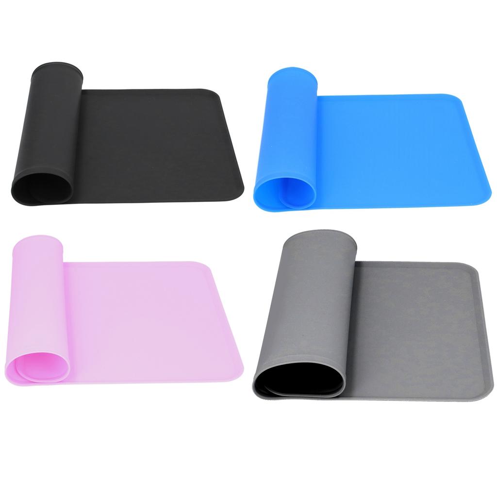 Dog Drinking Pad Smooth Waterproof Strong and Practical Feeding Mat with Soft Silicone Material for Pet Feeding