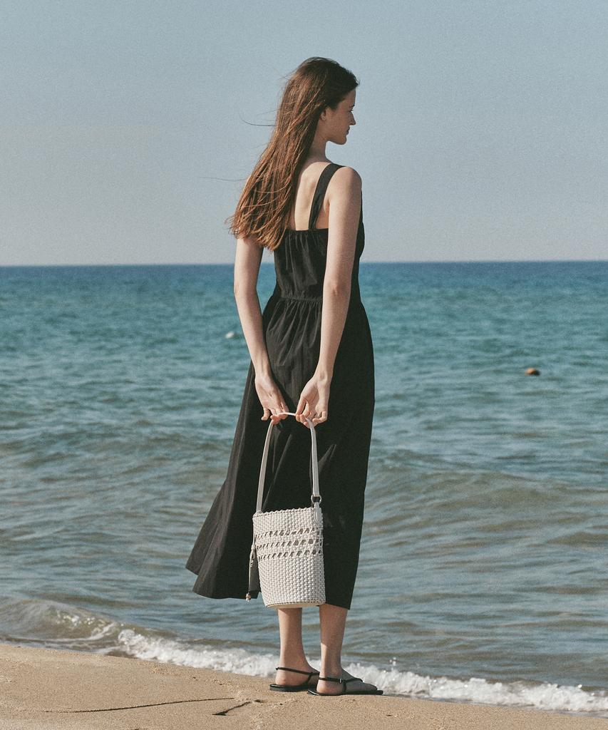 Ost Kaka Sleeveless Flare Maxi Dress Black