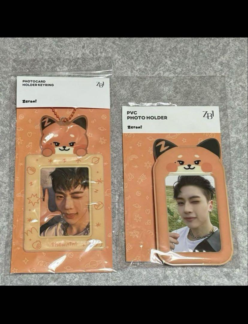 

[Б/У] ZB1 ZEROBASEONE Пенкон Акриловая подставка Цзян Хао Официальный