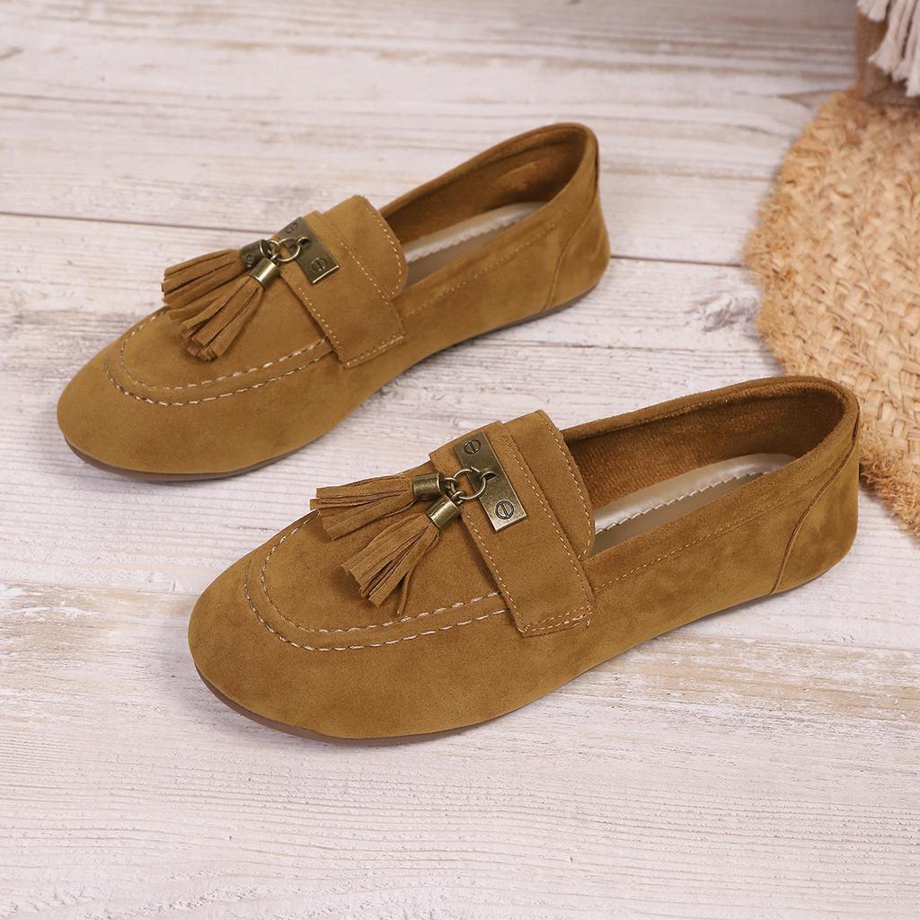 Large size fashion women's fringed single shoes 2025 autumn new light and comfortable solid color flat heel loafers women