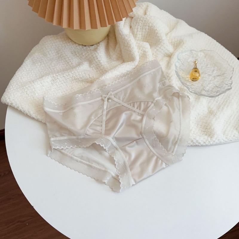 Lingerie Sexy Pure Desire Fresh Flowing Lace Women's Underwear with Bow Mesh Naked Lightweight Breathable Triangle Pantys for Women