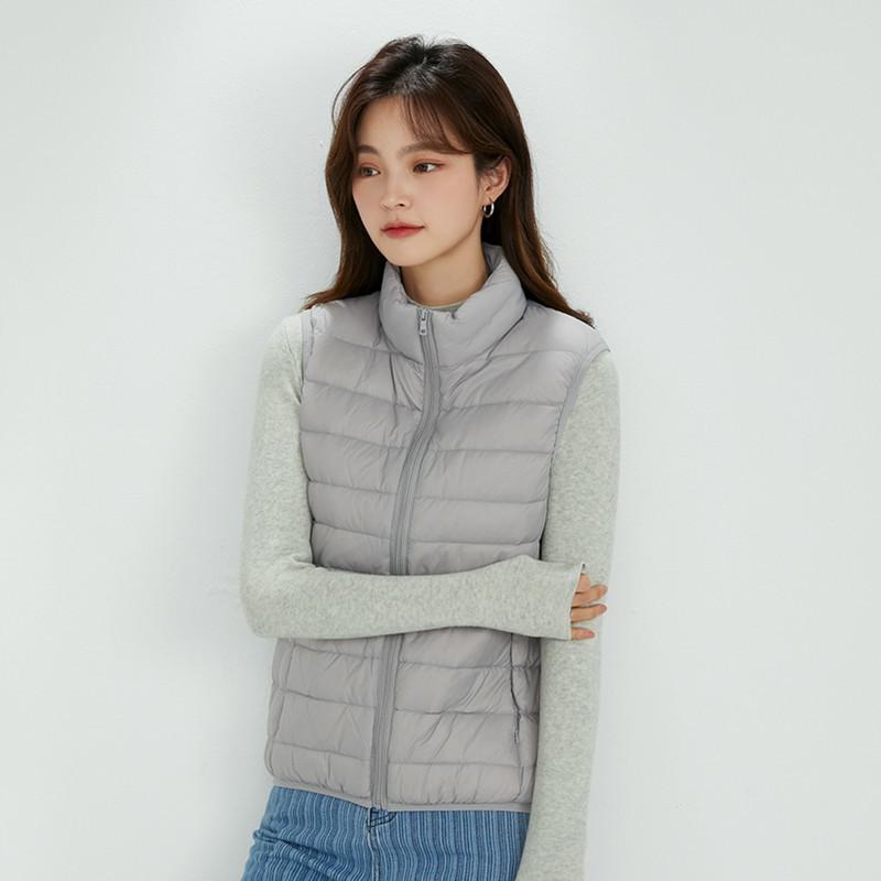 Thin Down Jacket Vest Women's New Autumn and Winter 2024 90 White Duck Down Vest Stand-up Collar Short Vest Tide