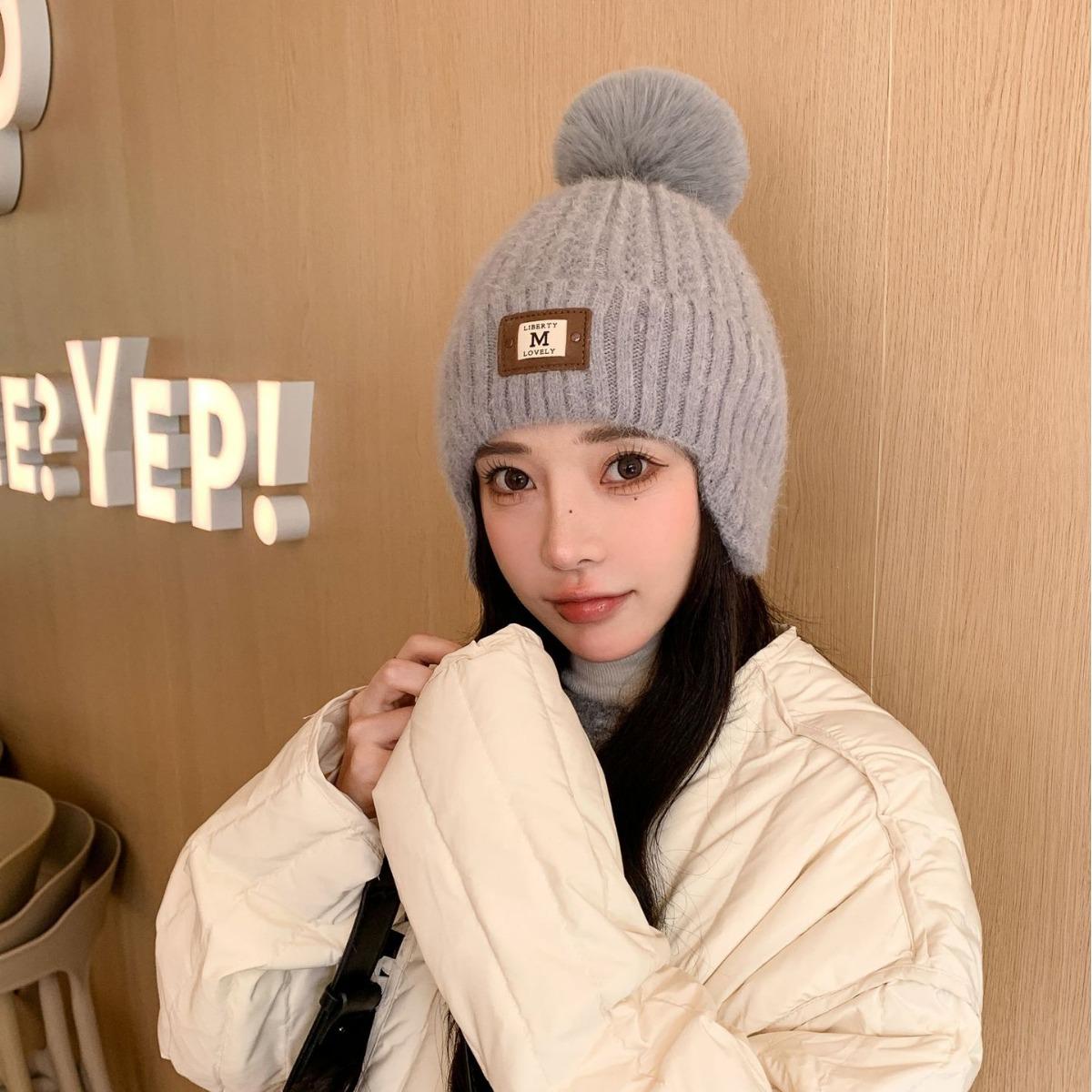 

Новая осенне-зимняя плюшевая теплая вязаная шапка для женщин, милая плюшевая защита ушей, холодостойкая шерстяная шапка, студенческая в корейском стиле one size