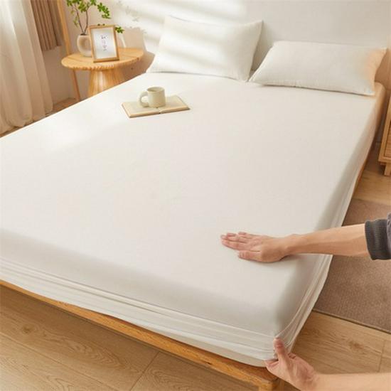 Pure Cotton Cartoon Print Fitted Sheet & Solid Color Mattress Protector Three-Piece Set