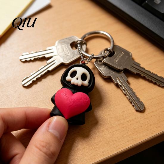 Halloween Party Decoration Holding Heart Grim Reaper Keychain Charm, 3D Printed Gothic Skull Decor with Spooky Bag Charm Ball Chain, Backpacks
