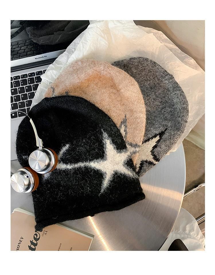 Versatile stack hat female retro fashion show face small casual cold hat big head circumference loose warm bag head hat