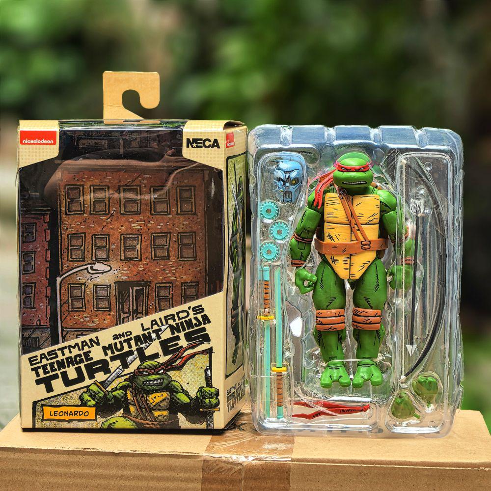 NECA Teenage Mutant Ninja Turtles 7-Inch Articulated Movie Figures - Comic Version (4 Types) 'Return To New York' Edition