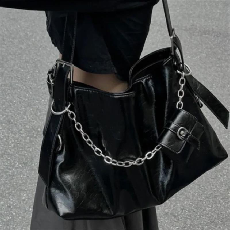 

Сумка-тоут Premium Sense для женщин 2024 года, новая осенняя сумка через плечо для студентов колледжей, вместительная сумка-тоут для поездок на работу чёрный