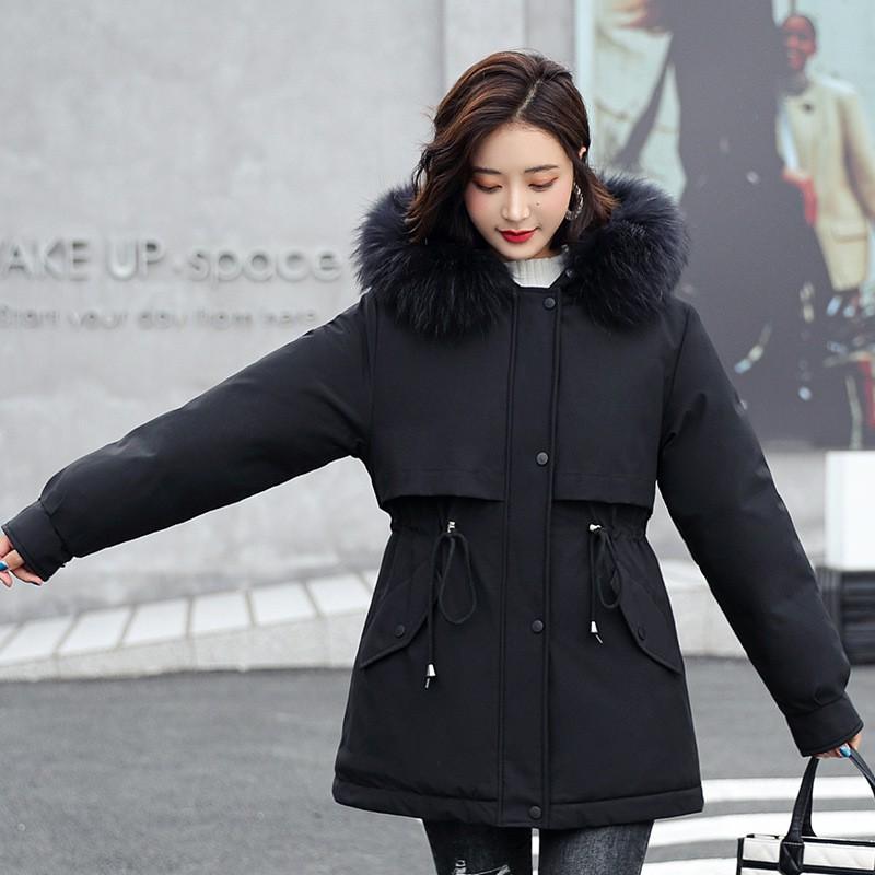 Cappotto Piumino Invernale da Donna di Media Lunghezza in Cotone con Collo in Eco Pelliccia Caldo Foderato Vestibilità Aderente Disponibile in Taglie Forti