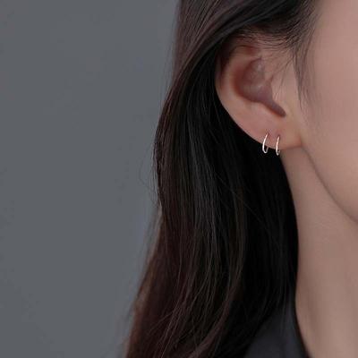 Ohrringe Kalter Ohrring Männlich Herbst Neue Mode Koreanische Version Trend Einfache Persönlichkeit U-förmige Doppellinien-Ohrringe