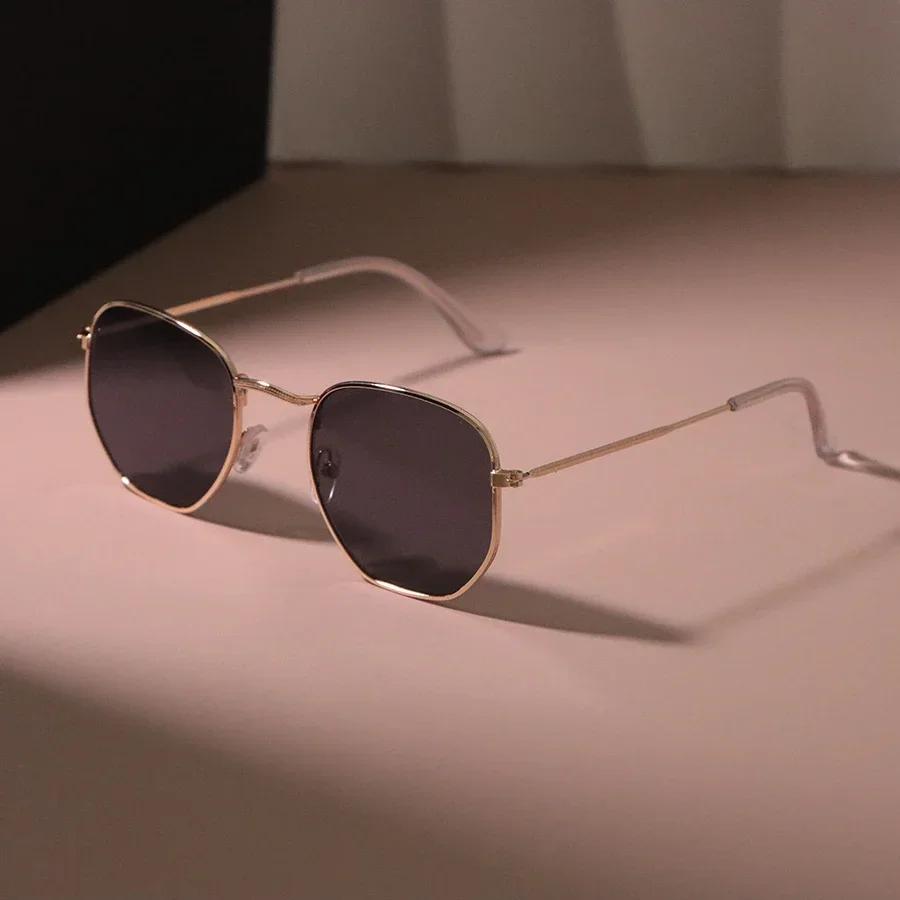 

Ретро квадратные солнцезащитные очки Женские Мужские Бренд Классические Солнцезащитные очки Женские Мужские Модный Дизайнер Путешествия Повседневные Очки Other