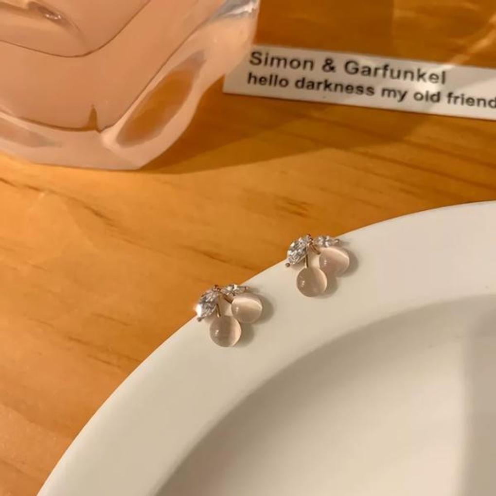 Women's Daily Accessory Sari Cherish Peach Earrings
