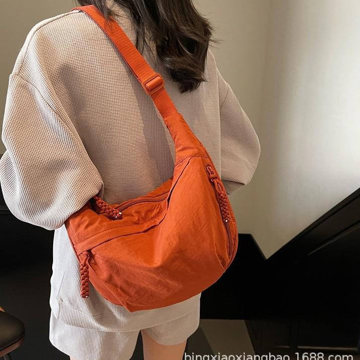 Women's Sporty Oxford Canvas Crossbody Bag - Large Capacity, Solid Color, Fashionable Dumpling Style
