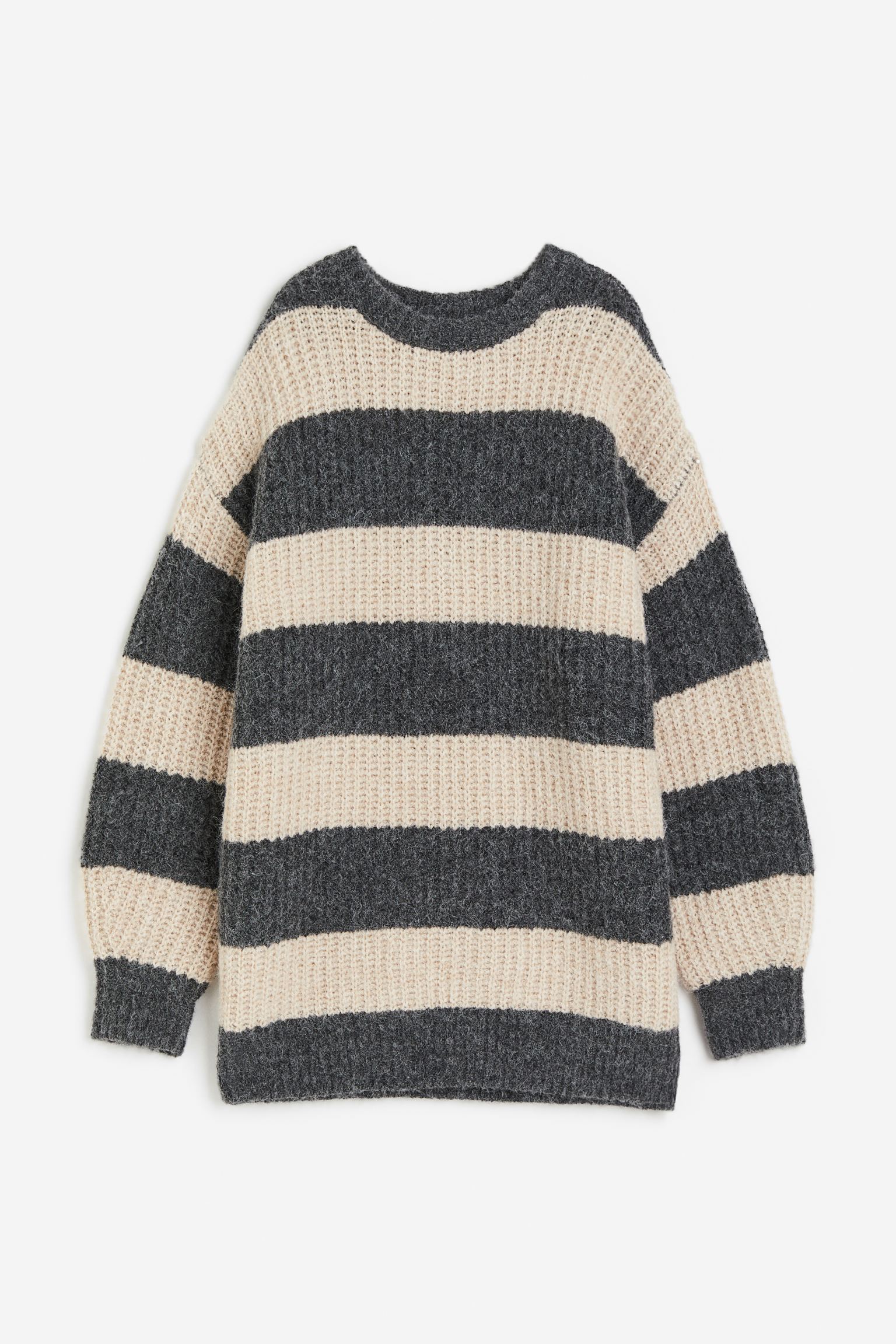 

Джемпер оверсайз вязки в рубчик