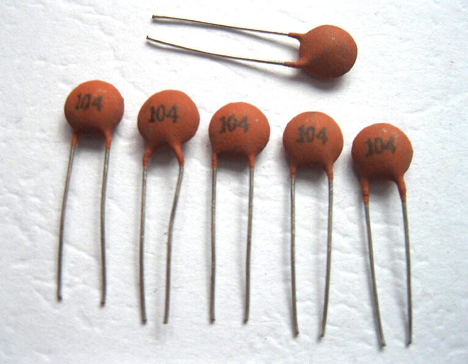 100Pcs/Bag Ceramic Disc Capacitors 50V 100Nf 0.1Uf 104Pf