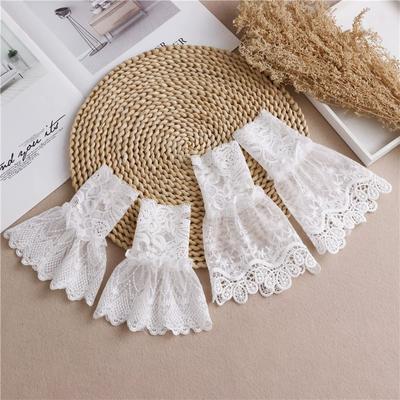 1 Pair of  European Ladylike Style White Lace Cuff Fake Collar Women's Clothing Accessories Wedding Dress Decorative Sleeve