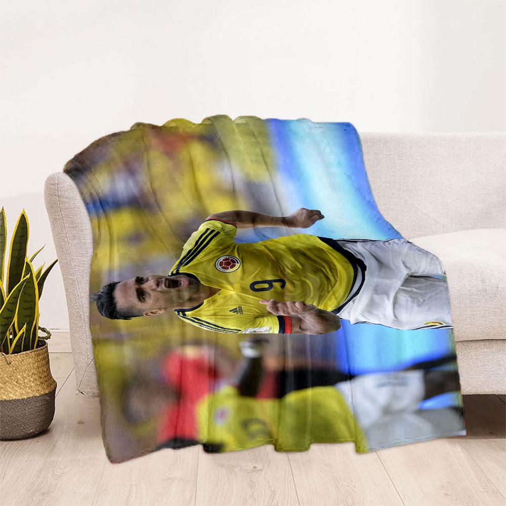 Powerful Soccer Kick Blanket Warmthful Decor Suitable for Couch Picnics Bedding Four Seasons Universal Playful Design