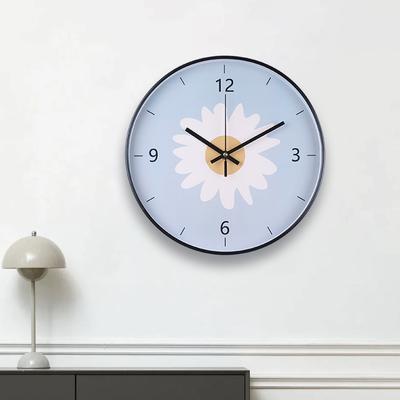 Clocks Silent Wall Clock Hanging Watch Living Room Light Luxury Fashion Home Clock Wall Hanging Silent Sweep Second Quartz Clock