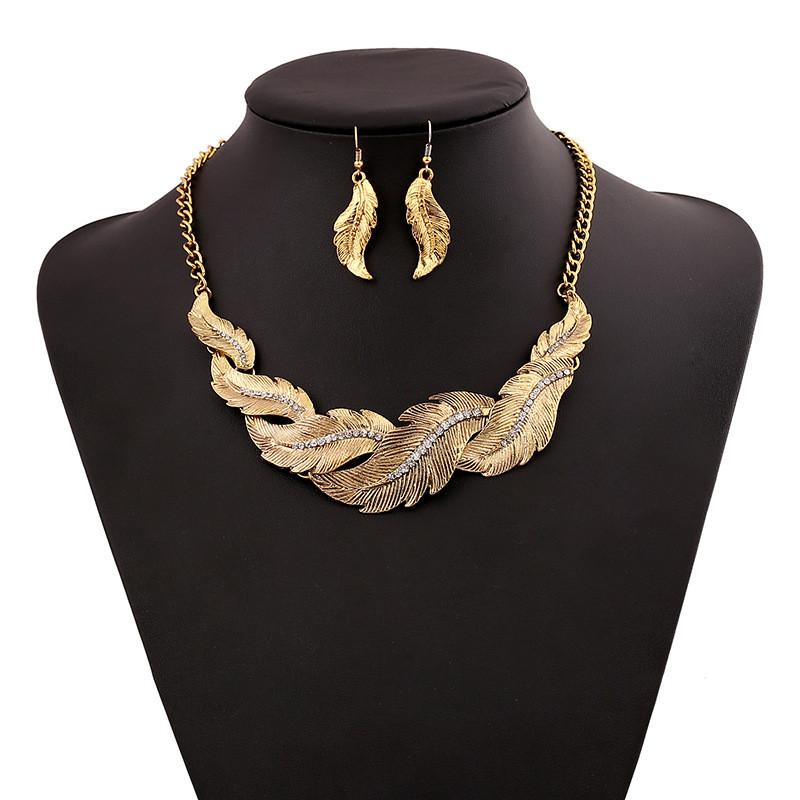 Rhinestone Fashion Decoration Feather Design Women Gold Necklace And Earring Set