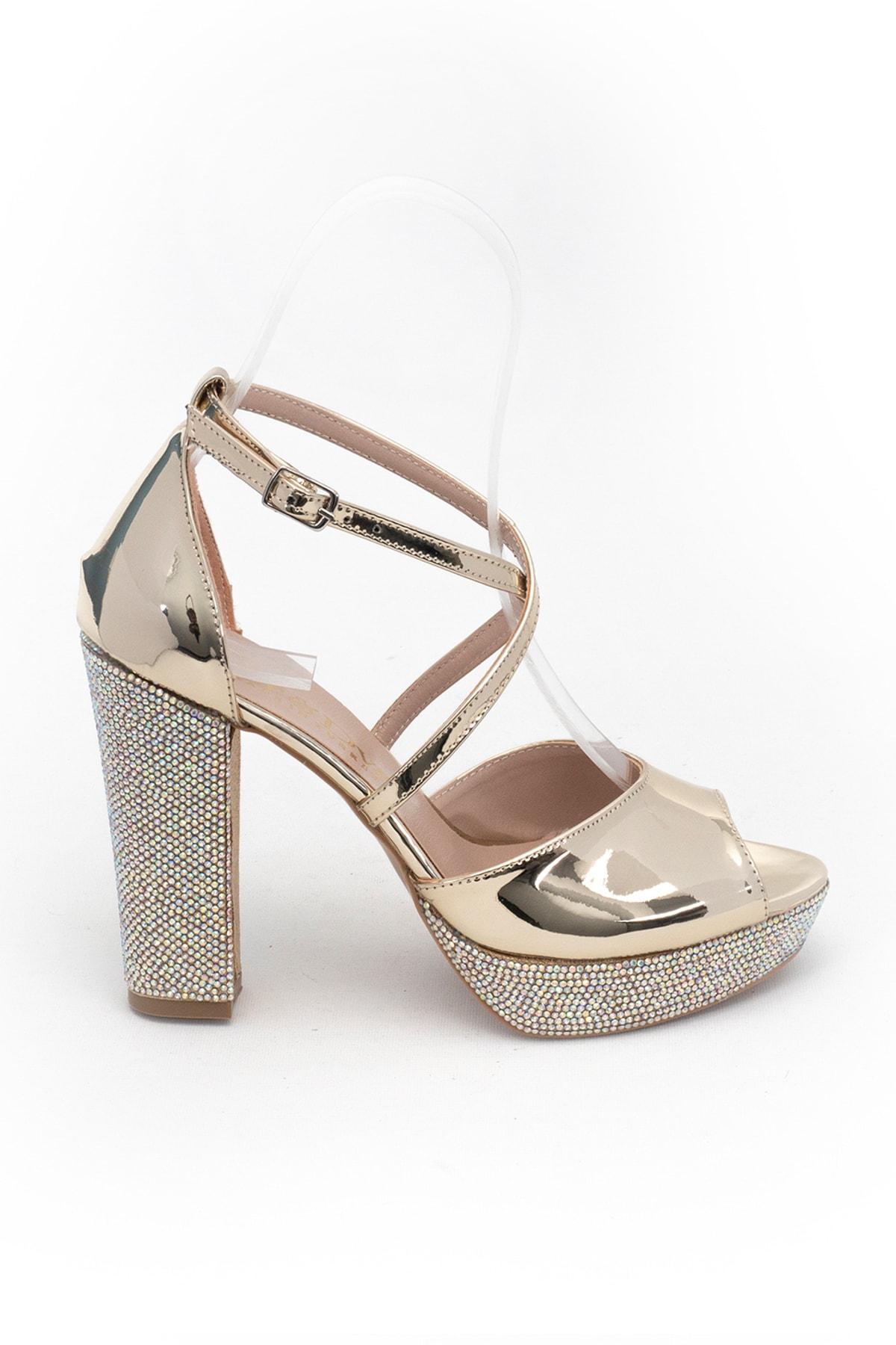 

Женские модные вечерние модельные туфли с золотым зеркальным камнем для вечеринки 35