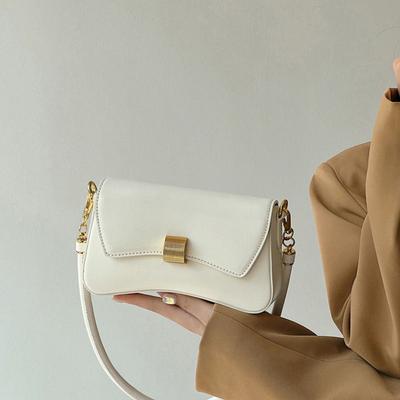 Nové černé crossbody kabelky pro ženy Jednoduché PU kožené tašky přes rameno Ležérní bílé klopové malé kabelky Luxusní podpažní tašky