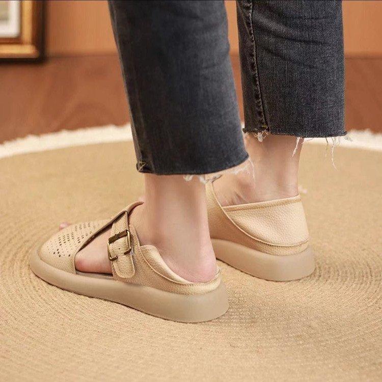 2025 summer new thick-soled open-toed sandals female mother one-word buckle comfortable casual flat-soled hollowed-out sandals