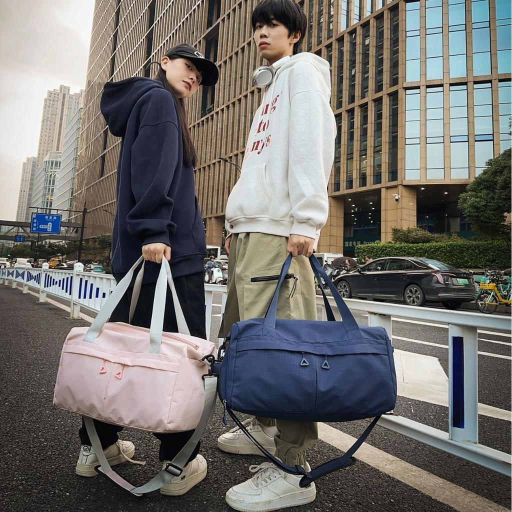 Fitness bag women's new fashionable large-capacity travel bag dry and wet separation sports bag yoga shoulder travel handbag