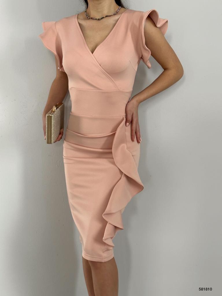 

Женское двубортное платье с воротником на плечах и юбке с оборками и оборками S