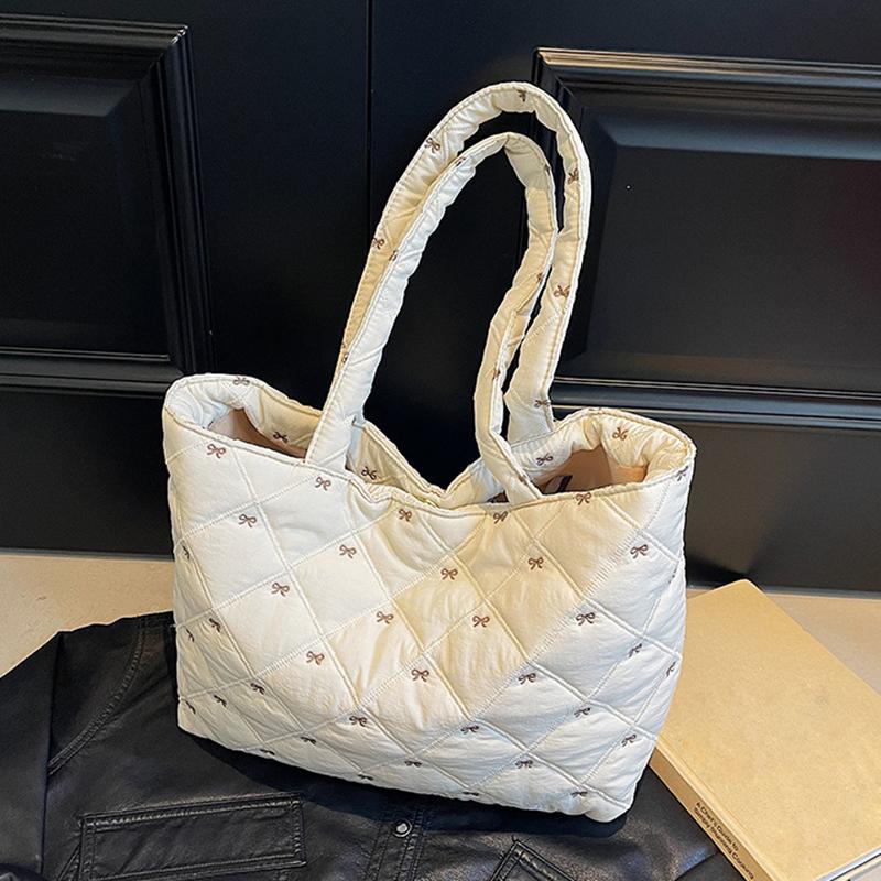 Large Capacity Shoulder Bag Cute Sweet Bow Prints Handbag Soft Puffer Tote Bag Women Commute Casual Simple Storage Bag