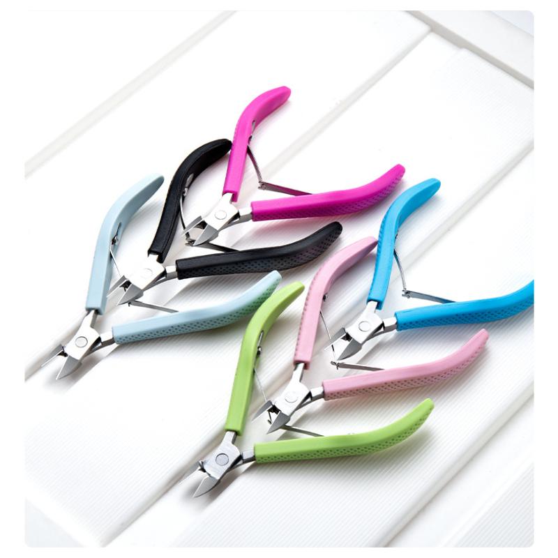 Nožnice na kožičku nechtov Odstraňovač manikúry Klieštiky na odstraňovanie zrohovatenej kože Nerezové nožničky na kožičku Zastrihávač nechtov na prstoch Silikónová rukoväť