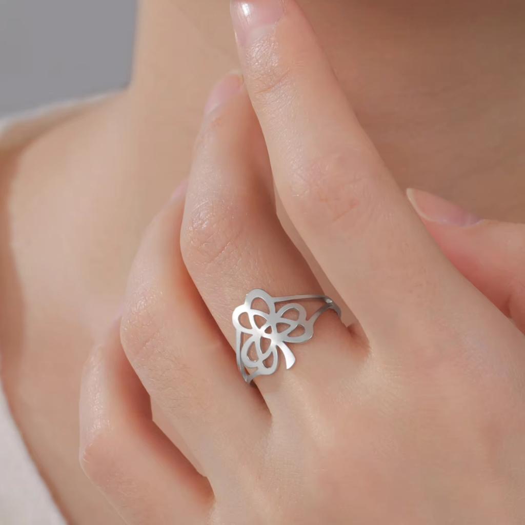 LIKGREAT Irish Knot Ring Shamrock Rings for Women Men Stainless Steel Adjustable Celtic Clover Protection Wedding Gift Jewelry