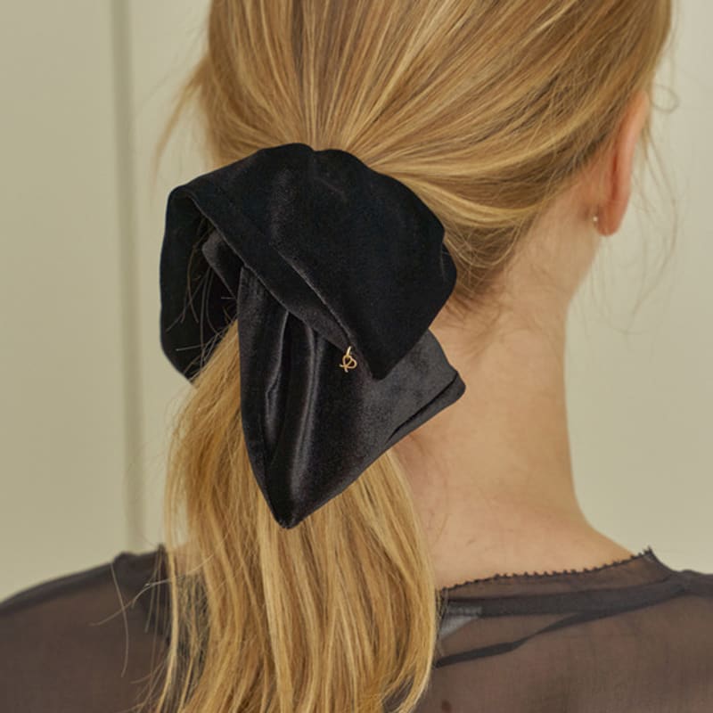 Ssecondo Square velvet scrunchie, Sabine_2 colors