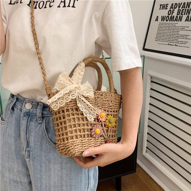 Summer Straw Woven Bucket Bag for Women - Niche Design Crossbody/Handheld Basket Tote