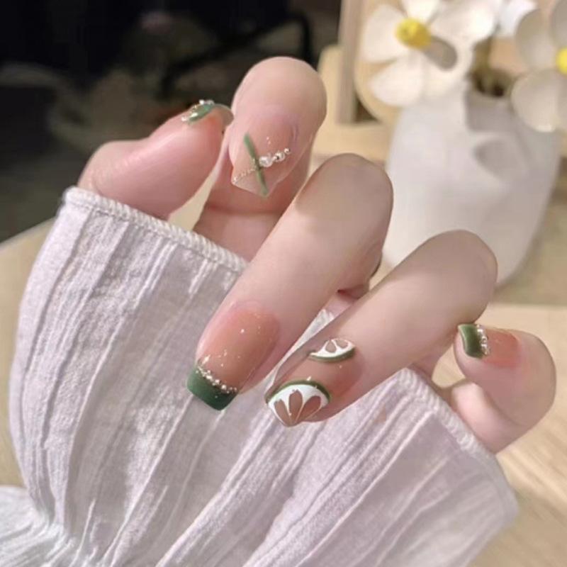 Short ballet French pearl summer lemon manicure diamond fake nails summer sweet girl wearing nail nails