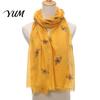 Breathable Sun Protection Wrap Lightweight Scarf for Women, Cute Bee Pattern Neck Scarf, Fashionable Tassel Soft Long Thin Shawl Vacation, Travel,