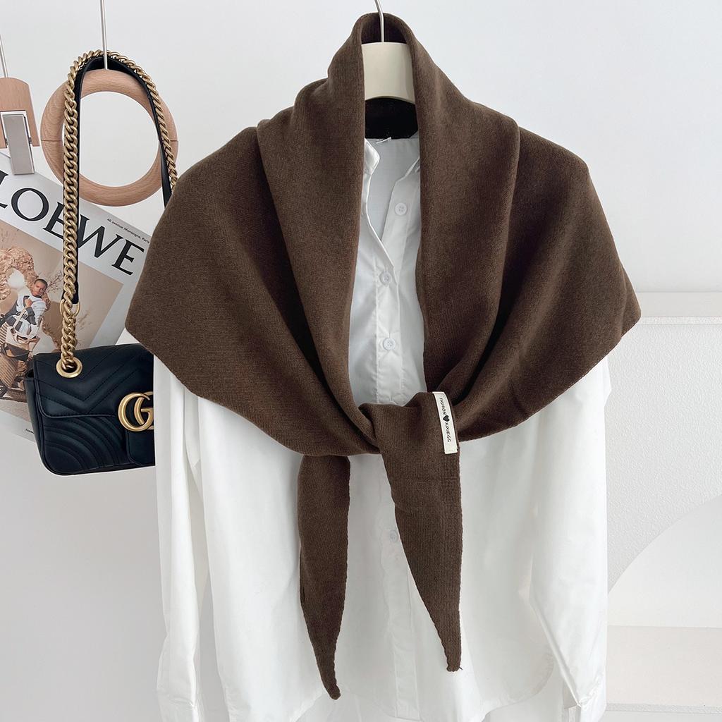 100% Wool Big Size Women Knitted Triangle Scarf Winter Thicken Warm Solid Color Designer Shawls Neckerchief Luxury Wrap Bufanda