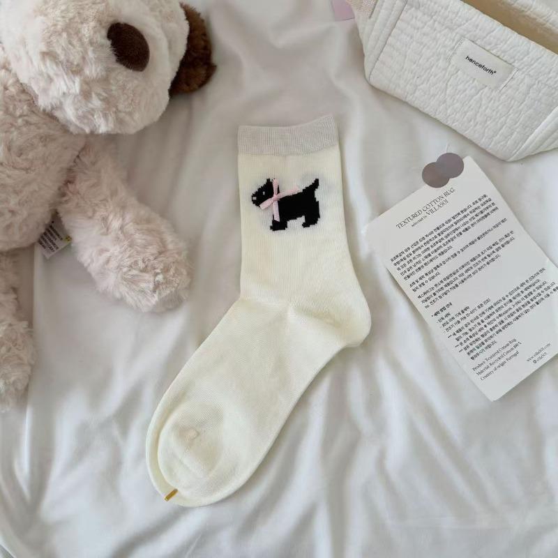 Ladies Spring and Summer Cute Cartoon Bow Boneless Middle Tube Pile Socks