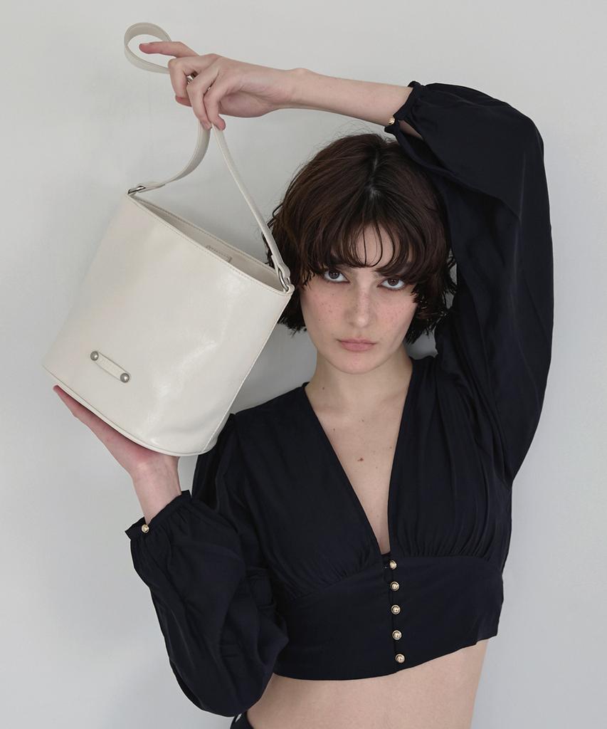 Raiment Stud Band Basket Bag_Ivory