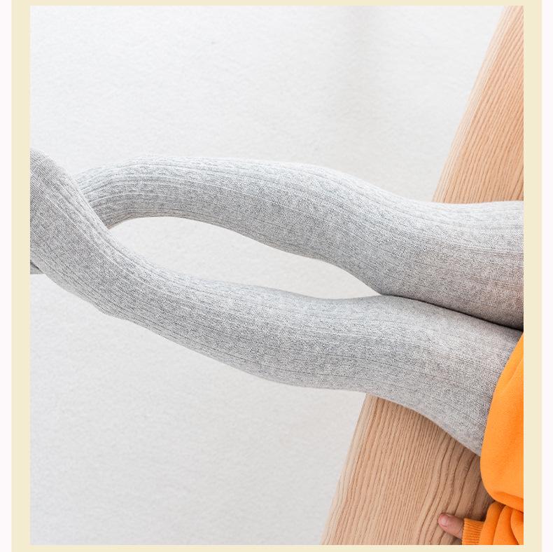 Stickade babystrumpbyxor - Andningsbara vår/höst strumpbyxor för spädbarn med kabelstickad design