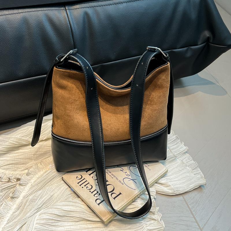 2025 Autumn New Bucket Bag Trendy Fashion Color Matching Portable Messenger Women's Bag Korean Niche Shoulder Messenger Bag