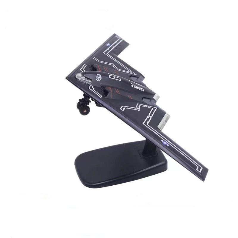 Airplane B2/HW Apache/HW Black Bird SR-71/C-17 Transport Aircraft Scale Fighter Collection Souvenir Toys Metal Plane