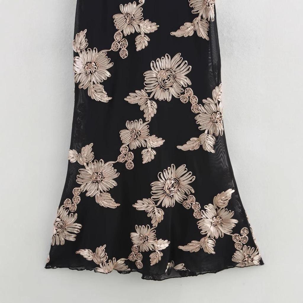 2025 Spring Women's European & American Style Slimming Embroidered Mesh Dress