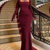 Elegante Abito da Sposa in Pizzo Primaverile con Maniche Lunghe per Spose ed Eventi Formali
