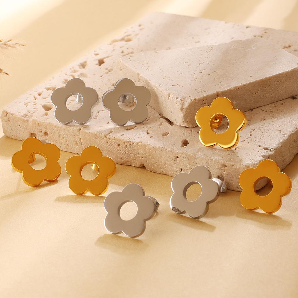 Brincos de botão florais frescos, doces, versáteis e brilhantes para mulheres, aço inoxidável, brincos do dia a dia em estilo nicho ins