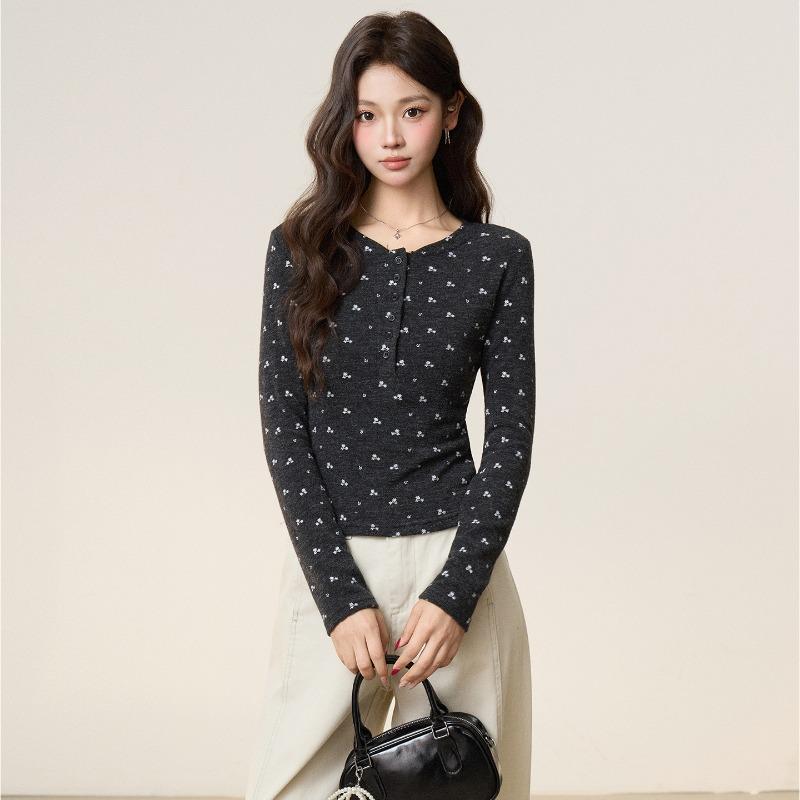 Huge and Beautiful Round Neck Right Shoulder Floral Long-sleeved Autumn and Winter New Bottoming Shirt